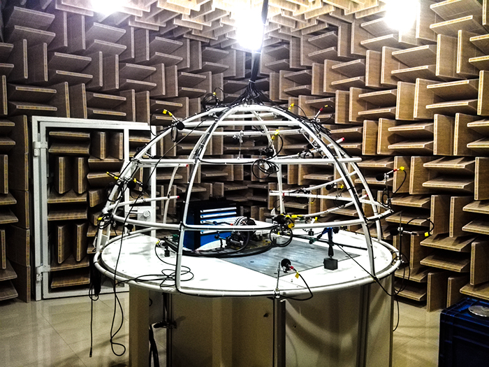 半消音室 半消音室